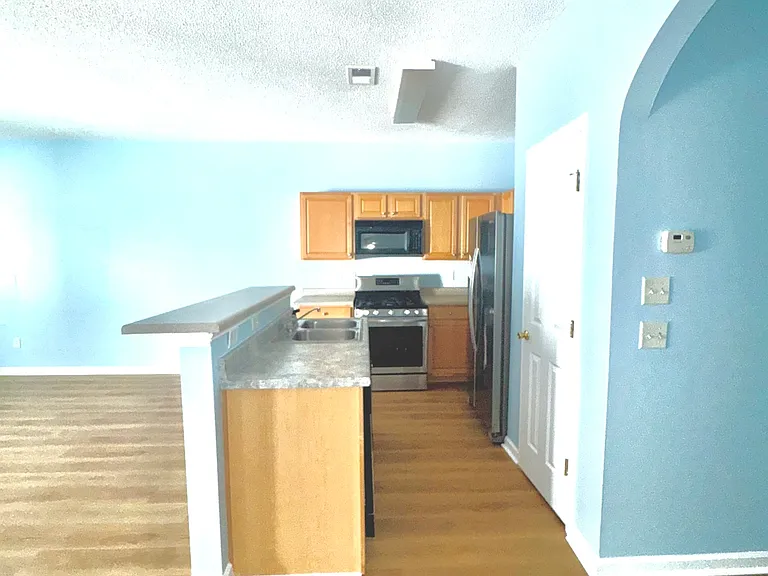 3871 Pleasant Oaks Dr — Photo 14