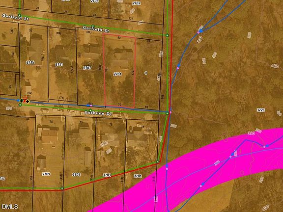 5th image of 2701 Garfield St