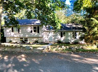 23 Norfolk Rd, Brewster, NY 10509