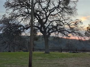 7642 Hunters Valley Rd, Mariposa, CA 95338