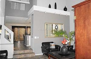 4th image of 1549 Silver Falls Ave