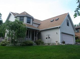 11 Oak Knls, Worcester, MA 01609