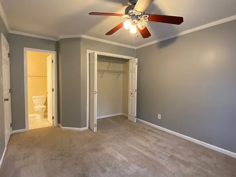 1350 Hathshire Dr — Photo 18