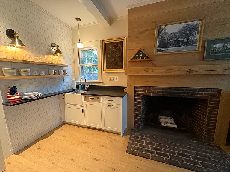 15 Lexington Rd #15 — Photo 9