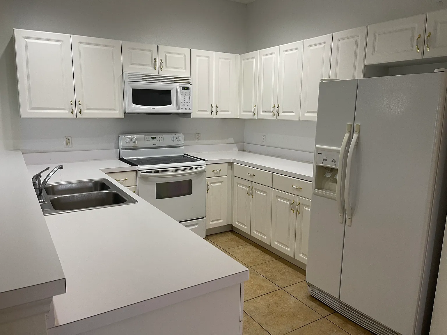 4 bed, 1650 sqft, $2,000 — Photo 2