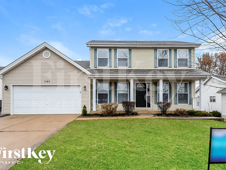 1141 Ashford Place Dr — Photo 1