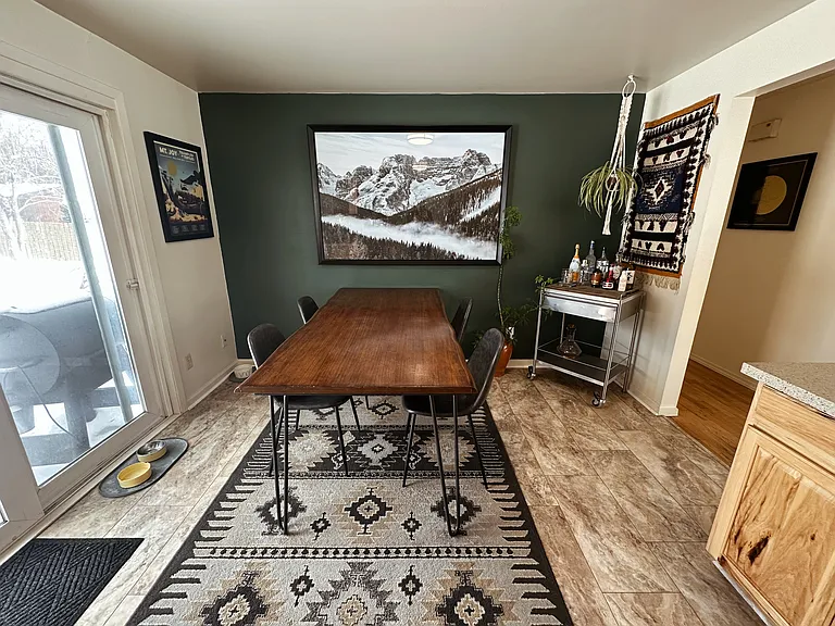 1314 NE Thompson Dr — Photo 5