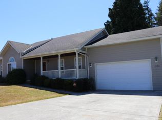 1902 C Ave, McKinleyville, CA 95519