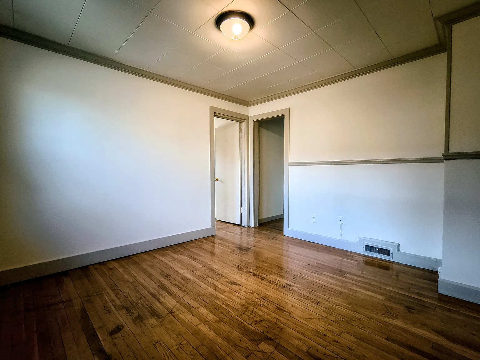 1 bed, 553 sqft, $1,200 — Photo 3