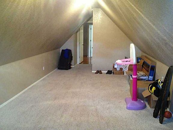 Bonus or 4th Bedroom