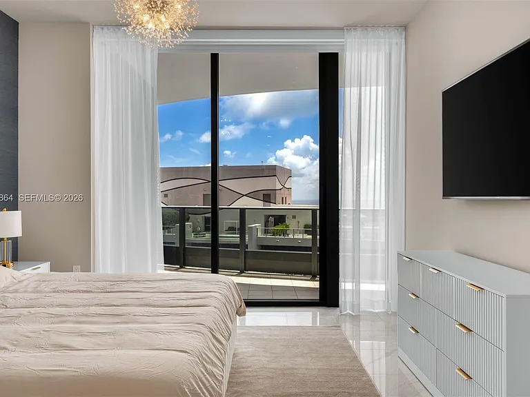 1000 Brickell Plz #Penthouse 5203 — Photo 19