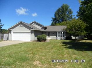 39042 Parsons Rd, Grafton, OH 44044