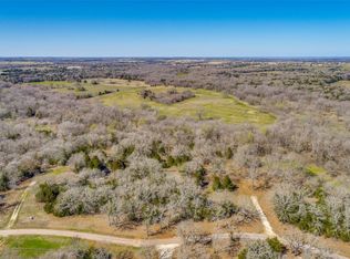 235 Green Oaks Dr, Sadler, TX 76264