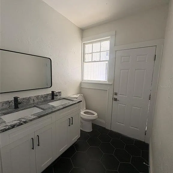 729 E Palmetto St #1 — Photo 16