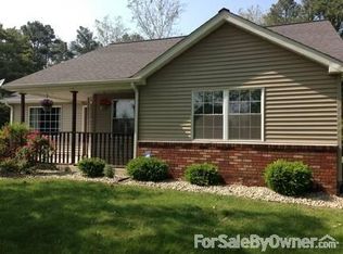 4284 Sycamore Rd, Carterville, IL 62918