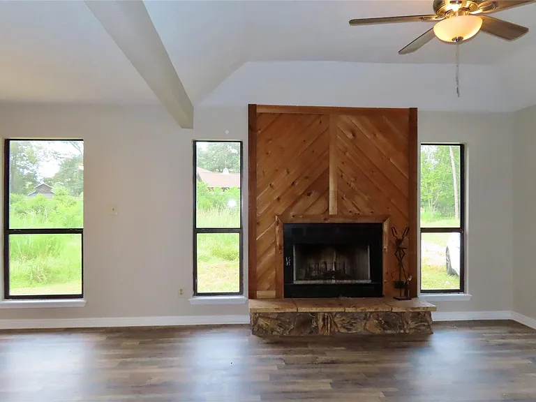 31311 Walnut Creek Rd — Photo 4