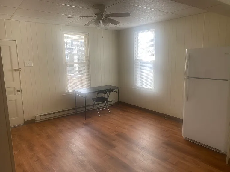 Ample Size Eat in Kitchen