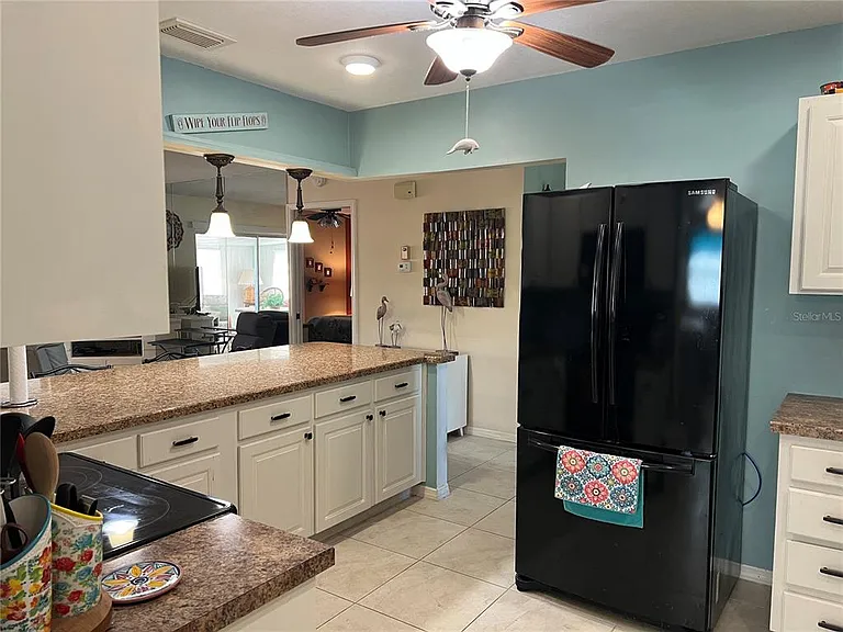 1814 Columbine Pl — Photo 7