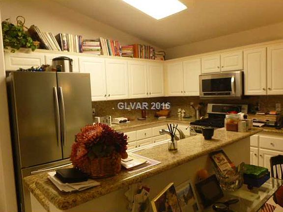 2nd image of 3558 Summerday Ct