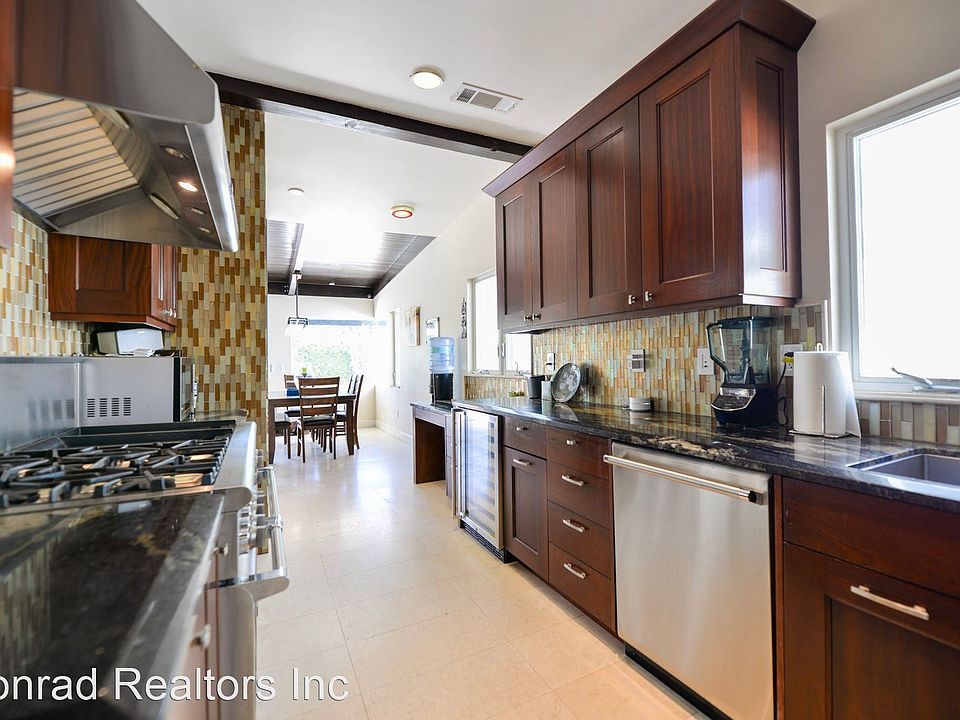 1st image of 258 La Rambla