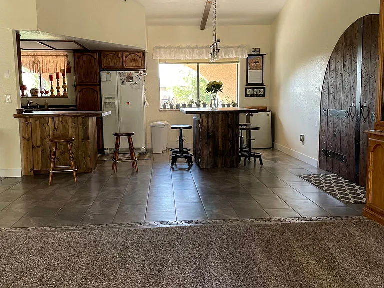 Kitchen/ living room