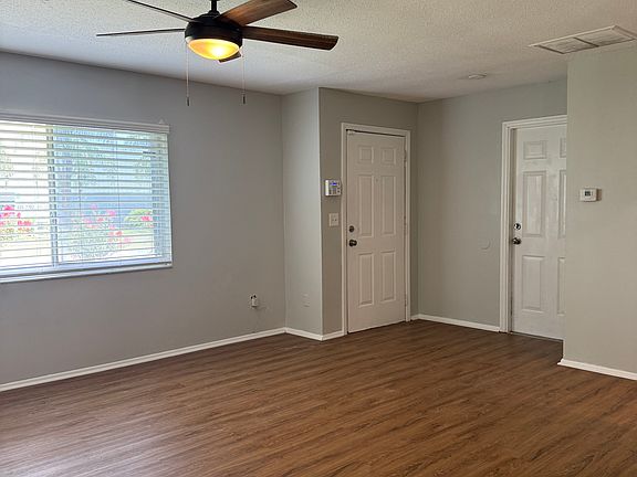 5th image of 4004 Forrestal Ave