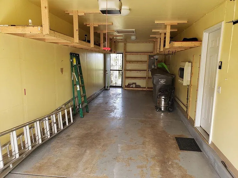 2848 Providence Ln — Photo 12