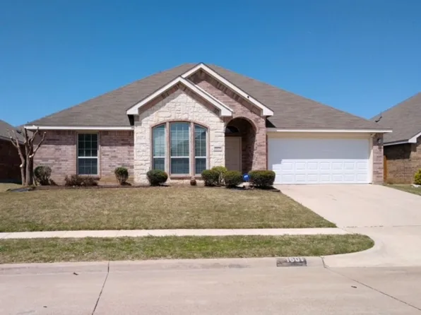 1601 White Willow Ln, Arlington, TX 76002