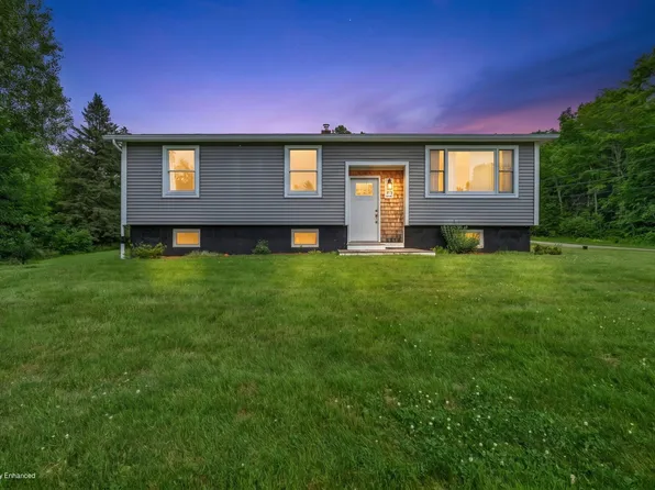 52 Lee Street, Bucksport, ME 04416