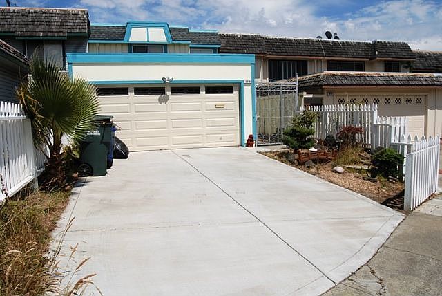 1st image of 3618 Gilbert Ct