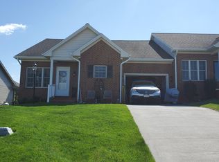 283 Ridgewood Ave, Broadway, VA 22815