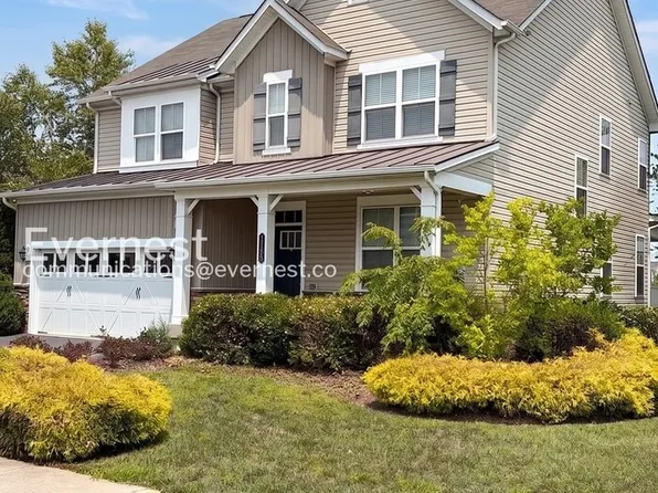 1735 Hudgins Farm Cir, Fredericksburg, VA 22408
