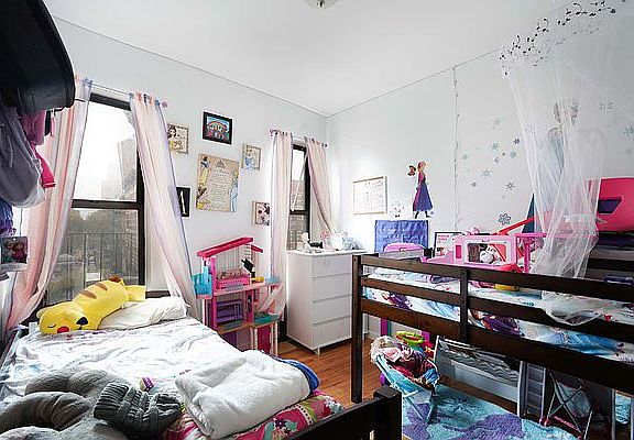 4th image of 145 Edgecombe Ave #D5