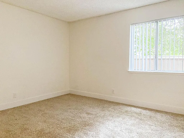 57 Marc — Photo 27