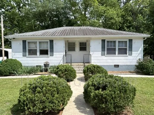 413-2 3rd Ave NW, Winchester, TN 37398