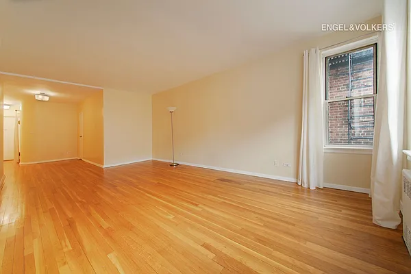 Sold by Engel & Völkers New York Real Estate | media 22