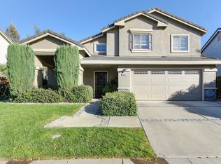 9401 Windrunner Ln, Elk Grove, CA 95758