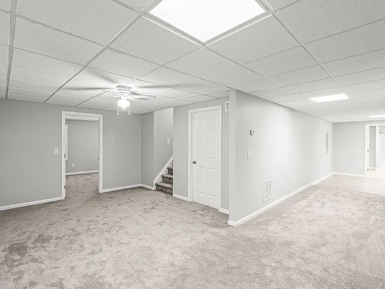 11355 Vedrines Dr — Photo 44