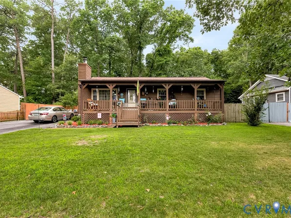 11330 Great Branch Dr, Chester, VA 23831
