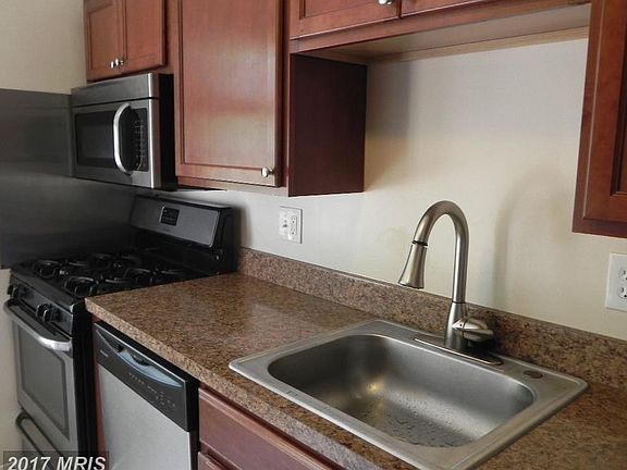Stainless Sink with Custom Faucet