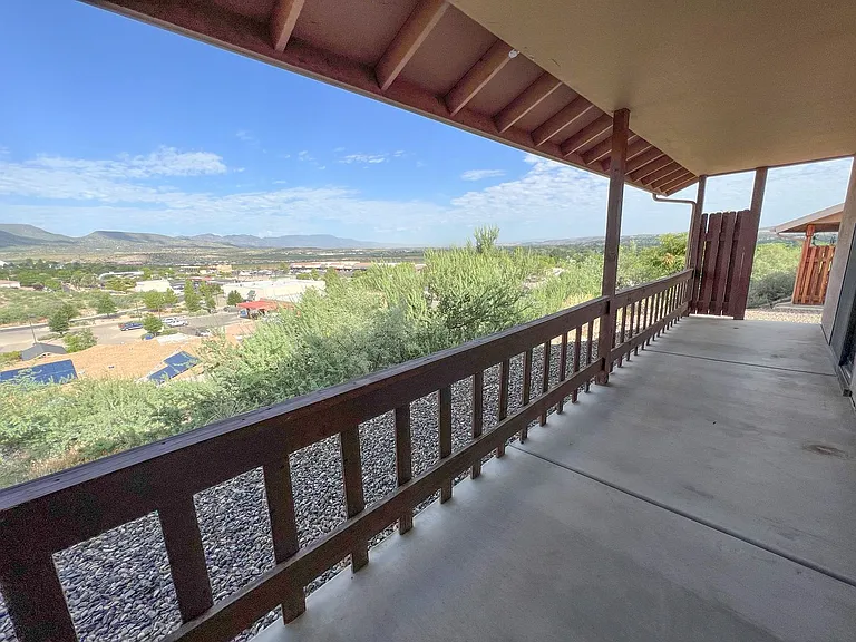 330 S Arnold Ter #B — Photo 18
