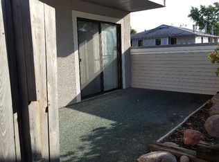 1151 Wagon Wheel Rd, Hopkins, MN 55343