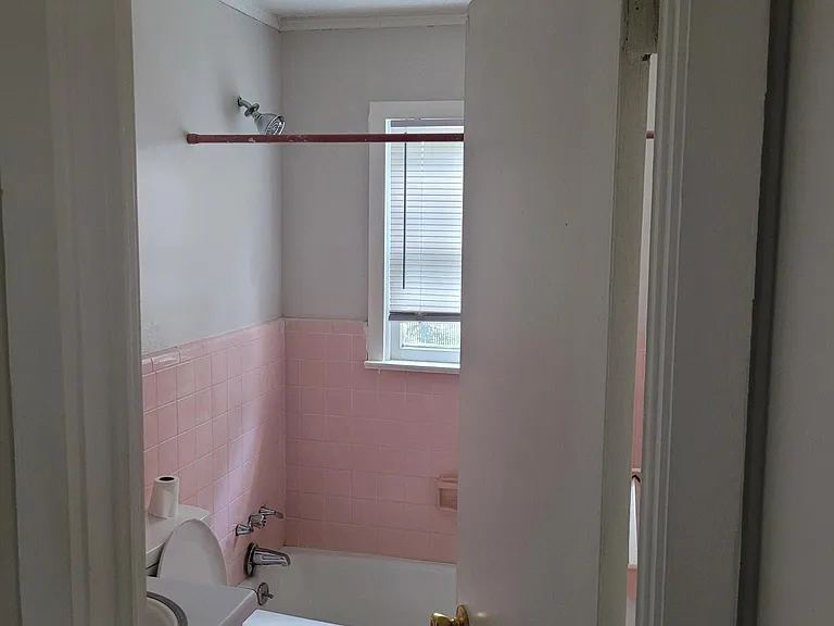 315 Turner St — Photo 9