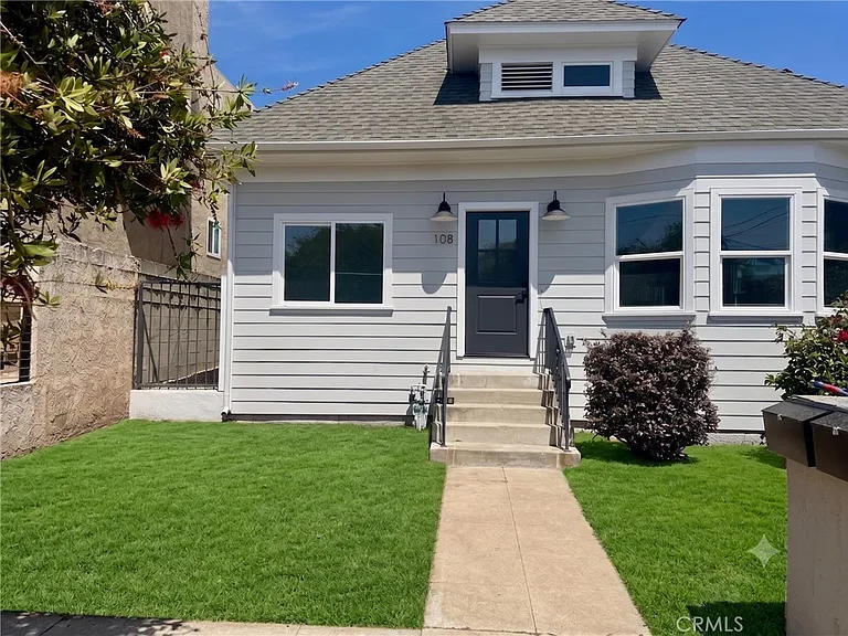 108 S Guadalupe Ave — Photo 2