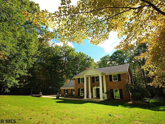 2nd image of 1327 Deerfield Dr