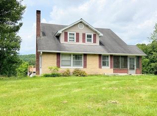 107 Lynn St, Daniels, WV 25832
