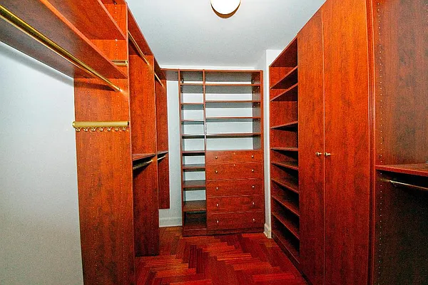 Rented by Keller Williams NYC | media 39