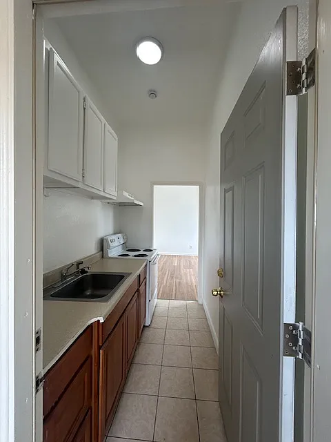 Building Photo - 446-450 S 2nd St #446-D
