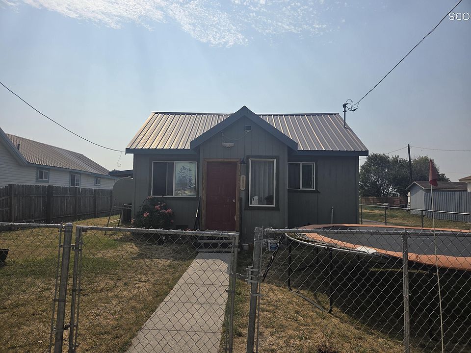 1st image of 239 Siskiyou St #255