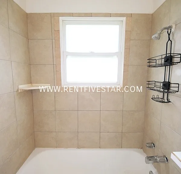 1364 Lavine Dr — Photo 9